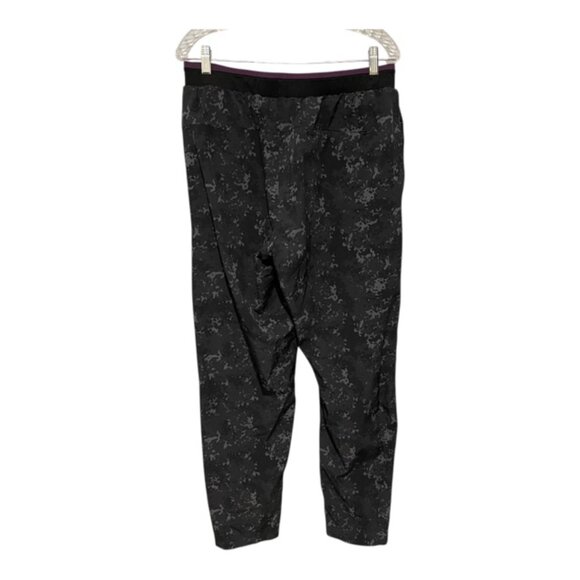 Fabletics Large Camo Track Pants - Picture 3 of 5